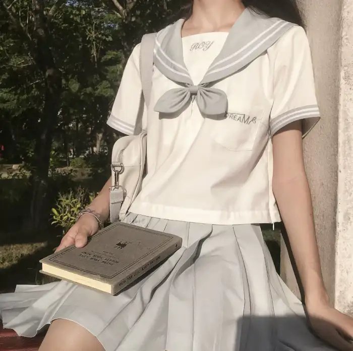 关于琼